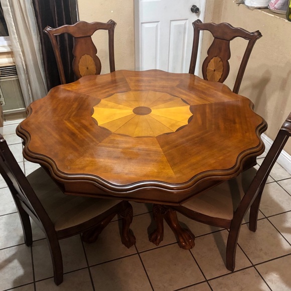 Dining Table Set
